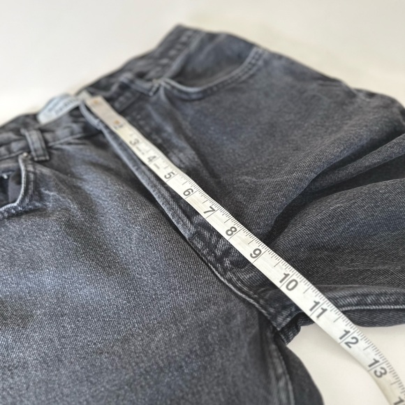 Reformation Cynthia Crop High Relaxed Jean - Picture 9 of 14